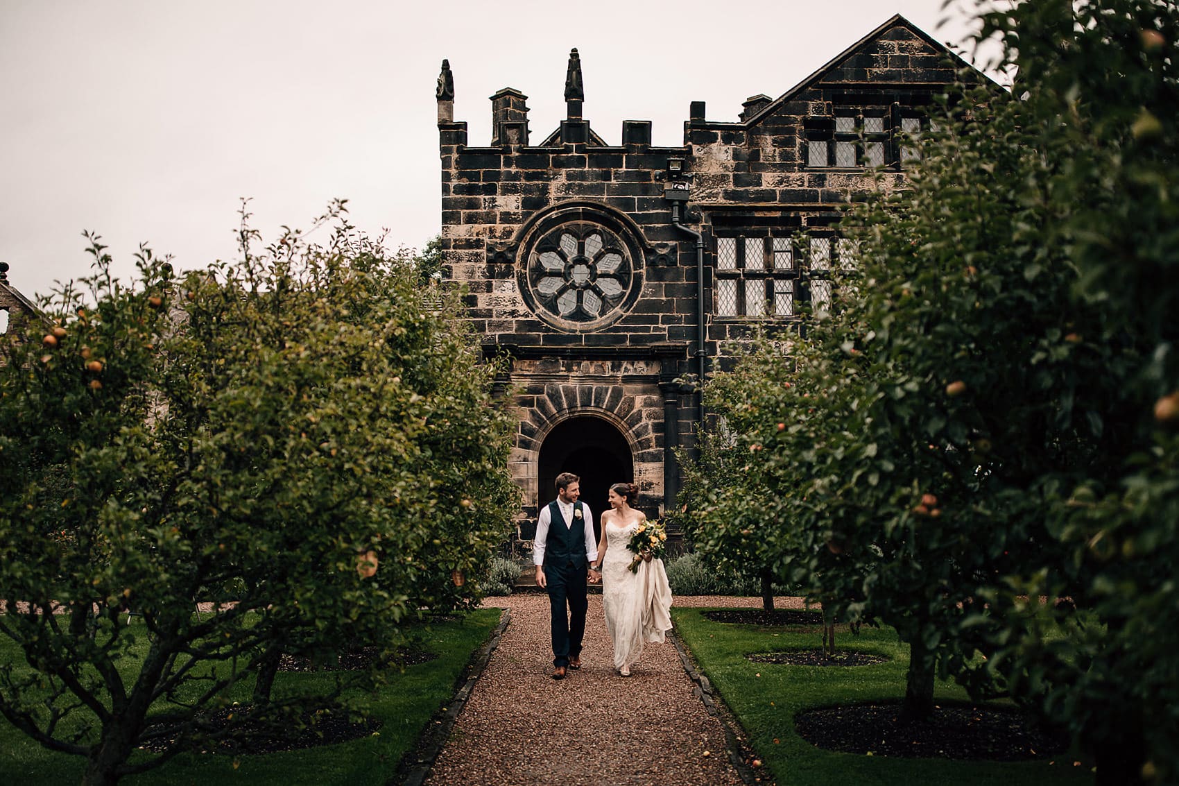 barn wedding East Riddlesden Hall