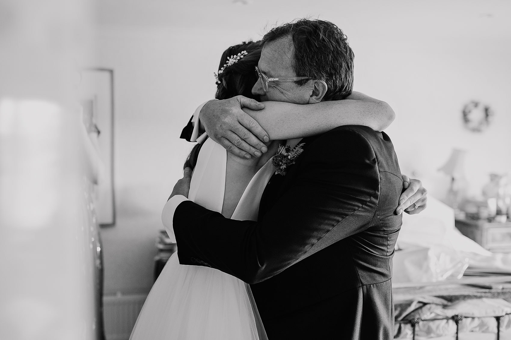 father of the bride marquee wedding