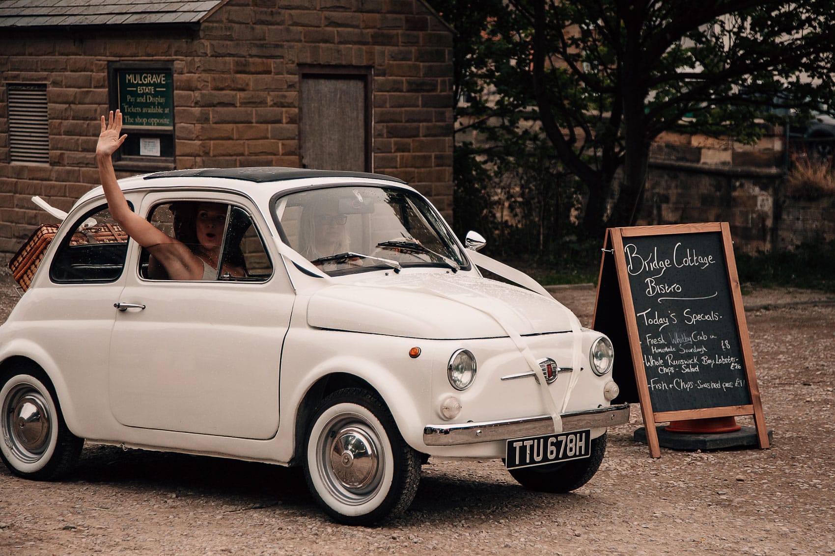 wedding transport mini beach party